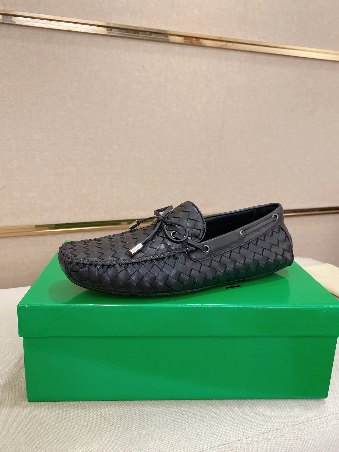 Men's Men's Shoes💰 420💰 (Niu Li + Niu Pad) [BV] The latest hot style‼ ️Casual men's shoes, uppers imported deer pattern first-layer cowhide ➕Full imported cowhide lining✔️Exquisite workmanship, excellent foot feel, special rubber soles✔️, cool and fashionable, the latest fashion, fashionable outsole, hurry up. Code number: 38-44 (can be customized to 37.45, non-refundable)